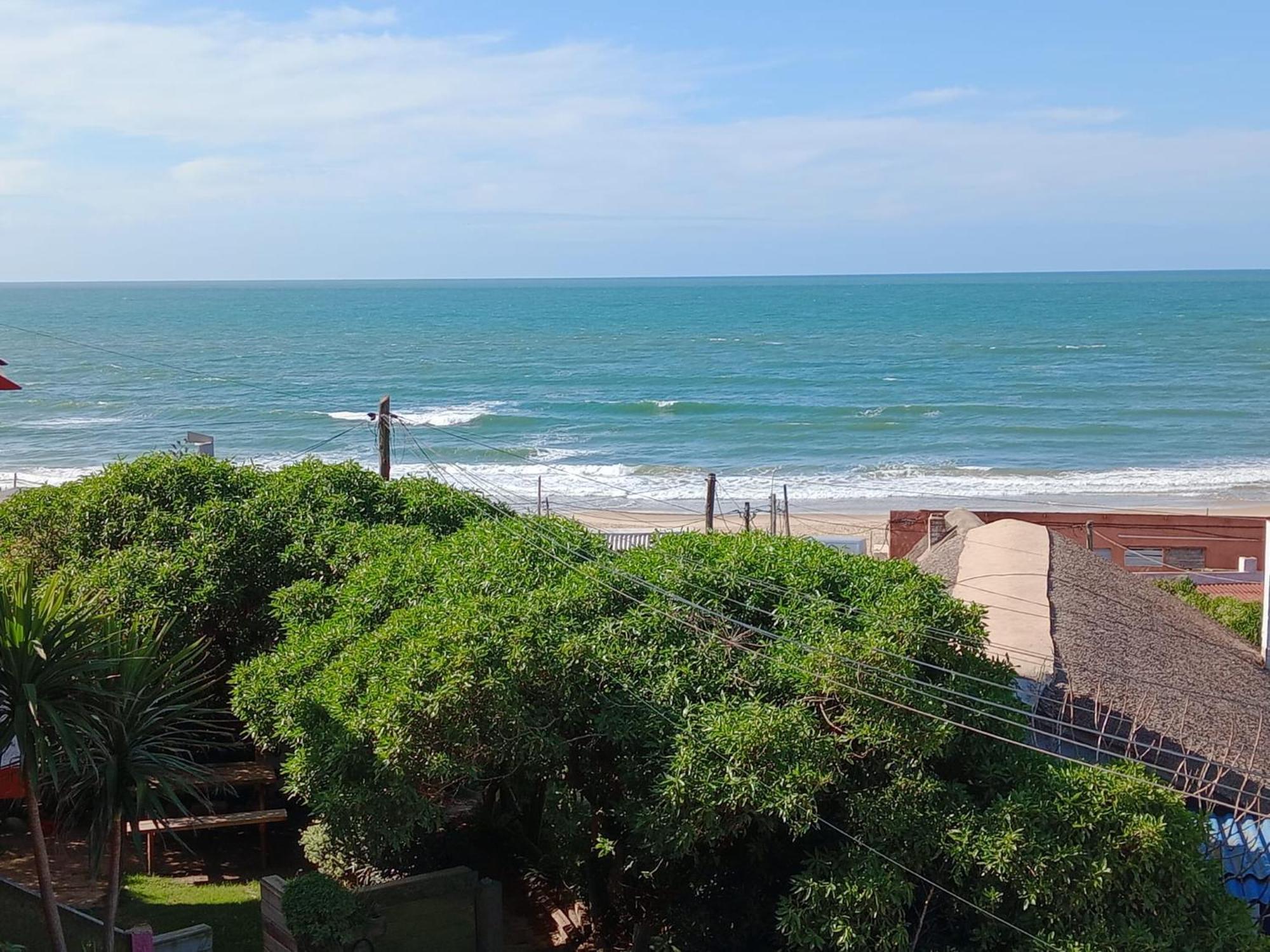 Posada Mar Azul Con Jacuzzi Acomodação com café da manhã Punta Del Diablo Exterior foto